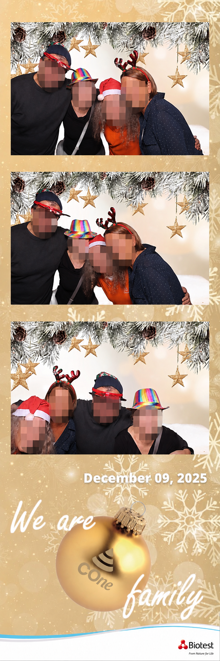 Fotostreifen mit drei Gruppenaufnahmen vor einem digitalen Weihnachtshintergrund und goldenem Biotest-Fotolayout, Gesichter verpixelt